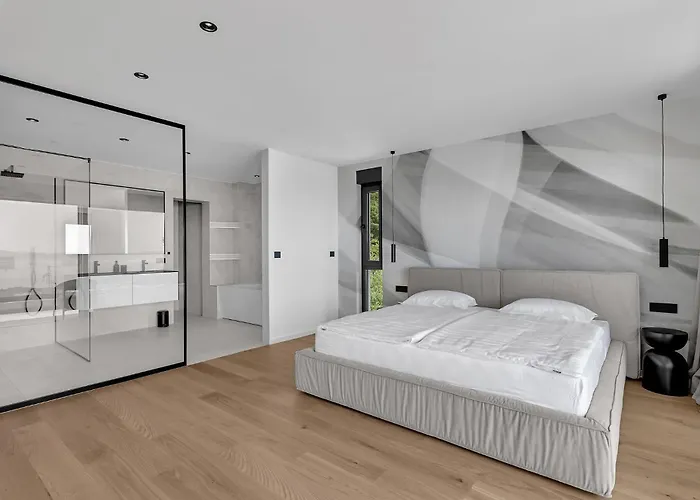 Ines בית נופש מאקרסקה