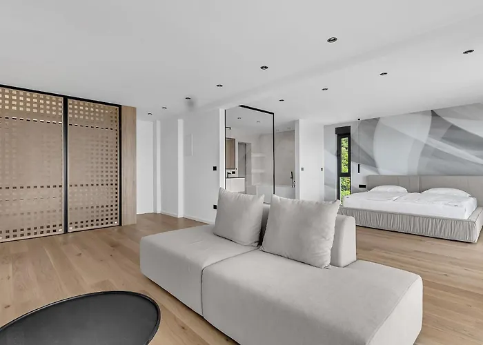 Ines בית נופש