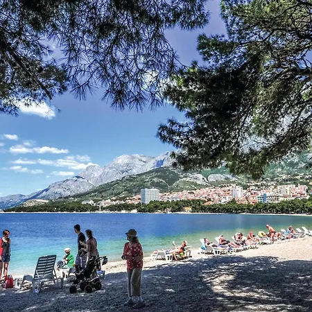 Nyaraló Ines Makarska